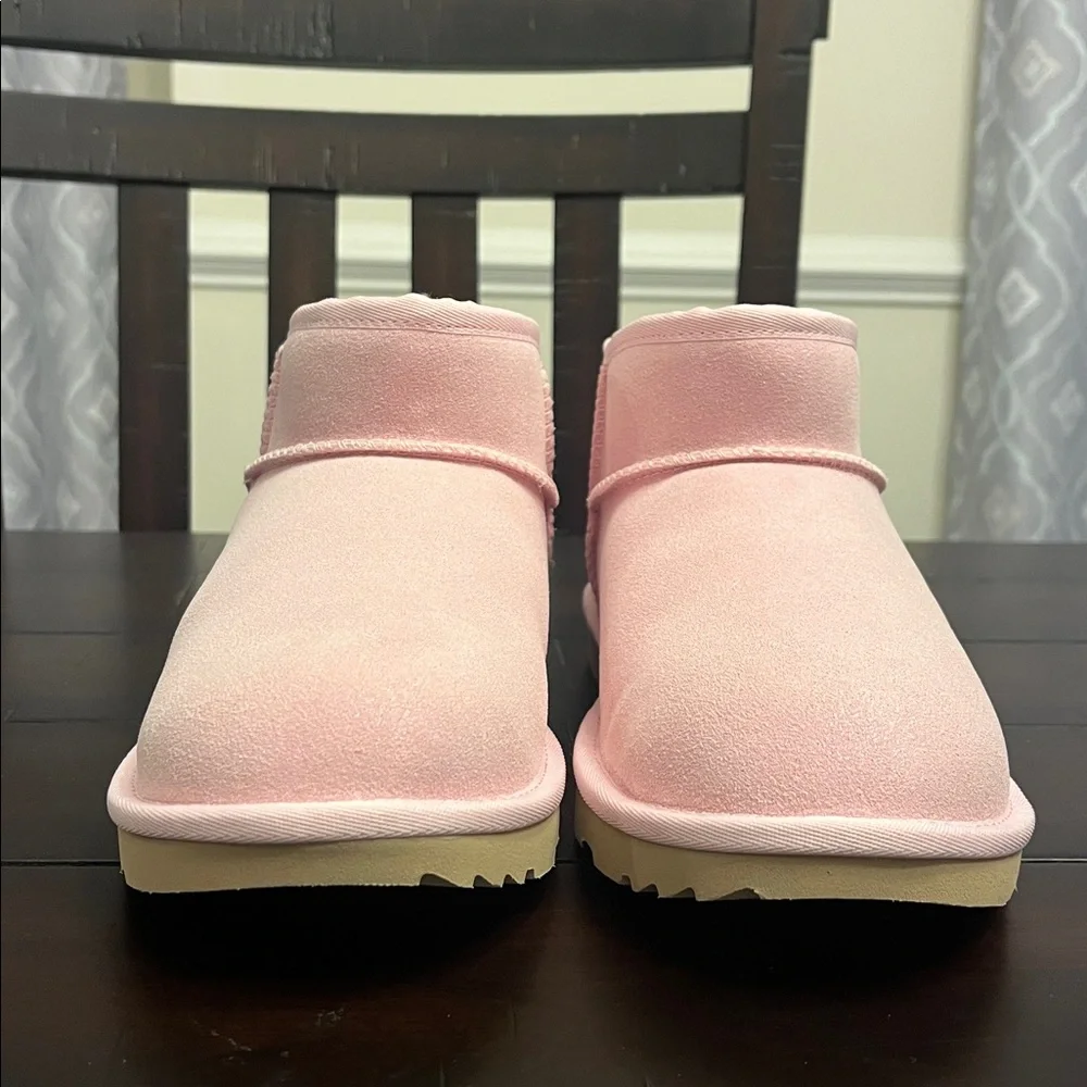 Ugg Classic Ultra Mini Dazzle Boots new pink Big Girls Youth Size 4